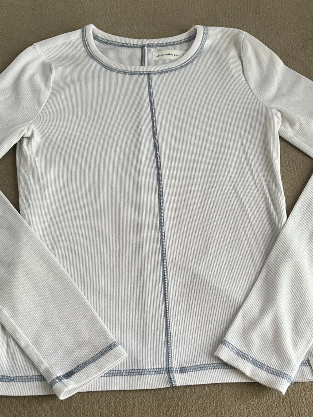 Abercrombie Kids Girls White Sweater Long Sleeves Size 11/12